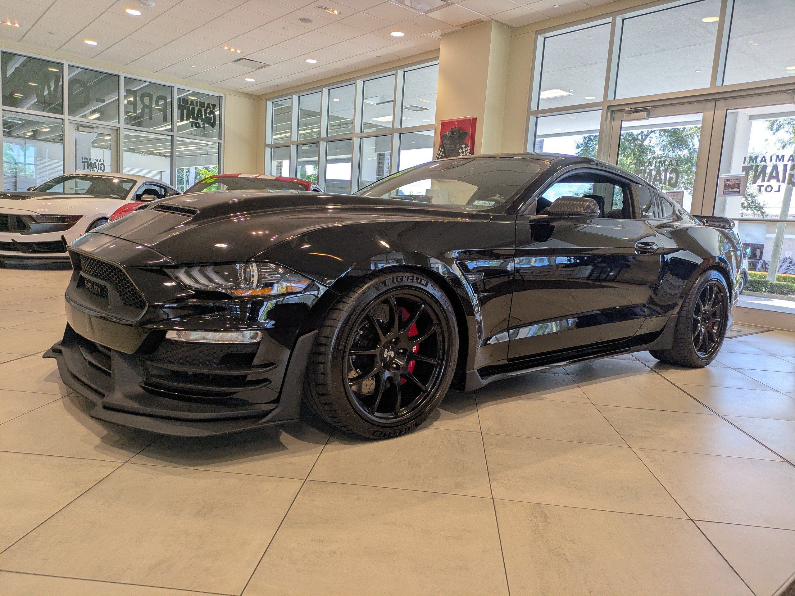 Used 2022 Ford Mustang GT Premium w/ GT Performance Package RWD image 6