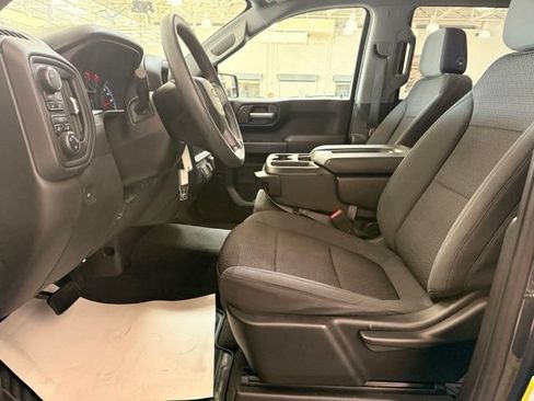 Used 2021 Chevrolet Silverado 1500 Custom AWD/4WD image 9