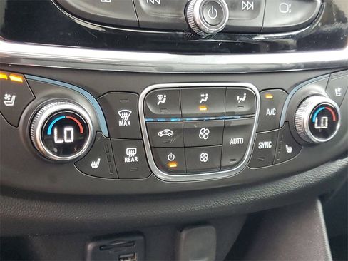 Used 2020 Chevrolet Traverse Premier w/ LPO, Floor Liner Package image 30