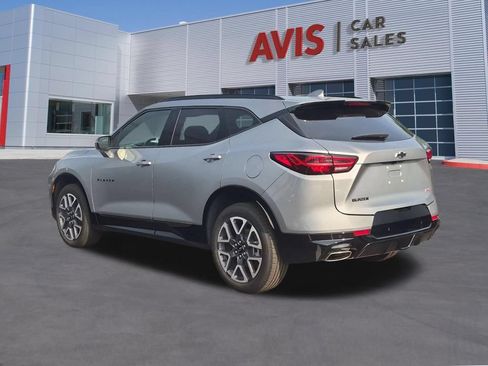 Used 2025 Chevrolet Blazer RS FWD image 9