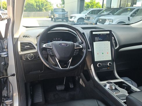 Used 2024 Ford Edge SEL AWD/4WD image 15