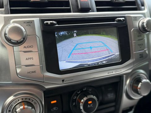 Used 2016 Toyota 4Runner SR5 RWD image 38