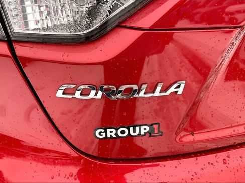 Used 2021 Toyota Corolla LE image 33