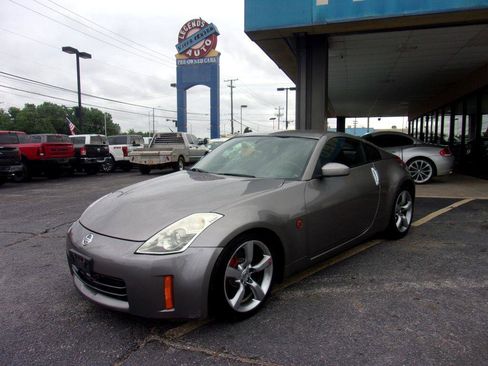 Used 2007 Nissan 350Z Touring image 1