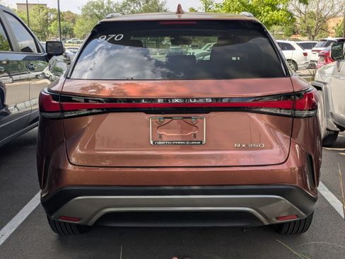 Used 2025 Lexus RX 350 Premium w/ Convenience Package image 6