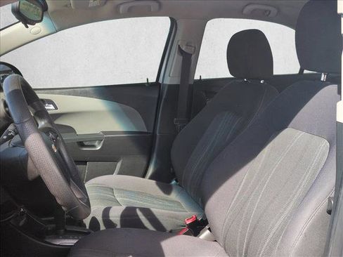 Used 2015 Chevrolet Sonic LT image 14