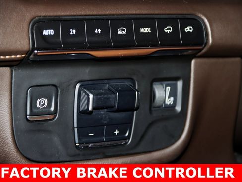 Used 2022 Cadillac Escalade Sport w/ Touring Package image 11