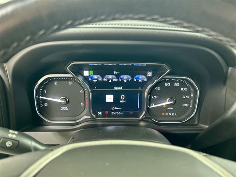 Used 2021 GMC Sierra 3500 Denali w/ Denali Black Diamond Edition image 13