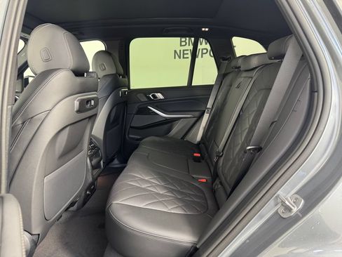 New 2026 BMW X5 xDrive40i w/ M Sport Package AWD/4WD image 13