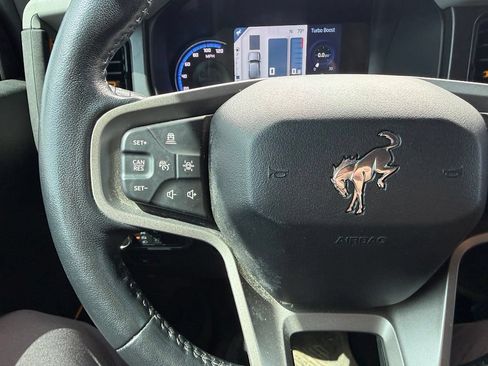 Used 2022 Ford Bronco Badlands AWD/4WD image 12