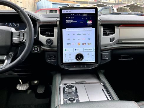 Used 2022 Ford Expedition Timberline image 7