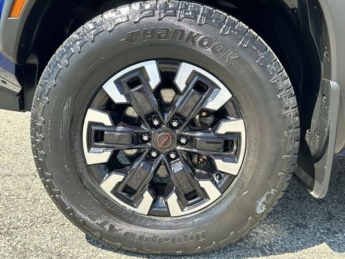 Certified 2023 Nissan Frontier PRO-4X w/ Pro Convenience Package AWD/4WD image 10