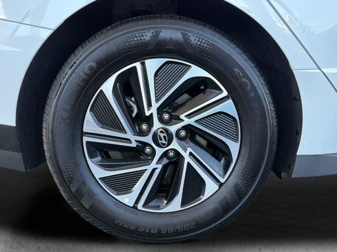 Used 2026 Hyundai Sonata Blue FWD image 24