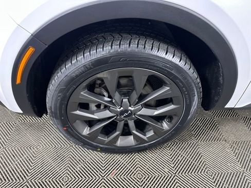 Used 2023 Kia Sorento SX Prestige image 10