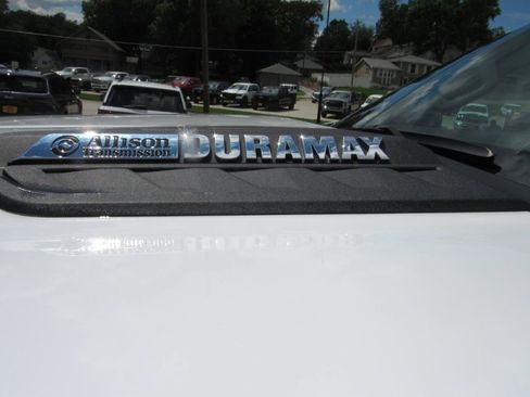 Used 2025 Chevrolet Silverado 2500 LT w/ Convenience Package AWD/4WD image 16