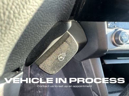 Used 2017 Subaru Outback 2.5i Touring image 19