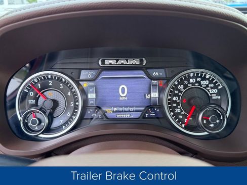 Used 2019 RAM 1500 Laramie image 16