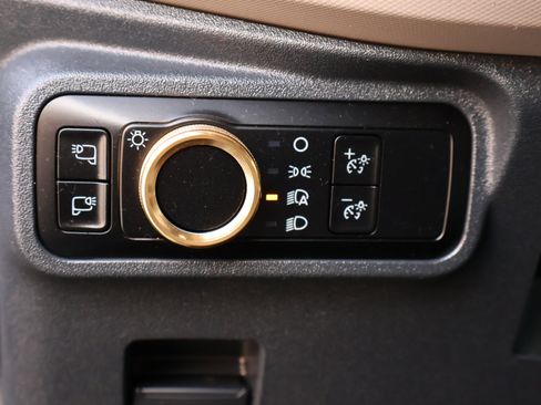 Used 2024 Ford Bronco Wildtrak AWD/4WD image 11