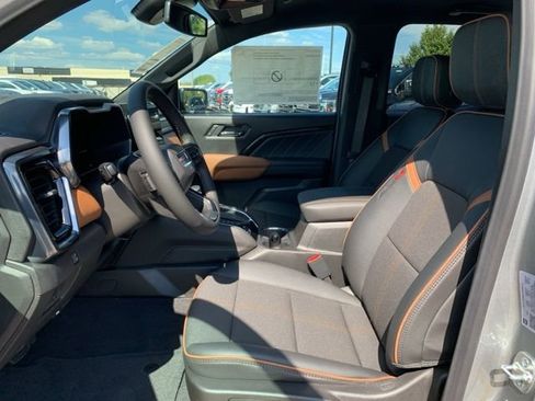 New 2025 GMC Canyon AT4 w/ Nightfall Edition image 12