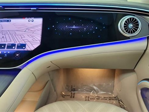 Used 2024 Mercedes-Benz EQS 450+ 4MATIC Sedan image 36