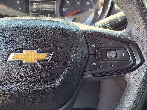Used 2023 Chevrolet TrailBlazer LT FWD image 7
