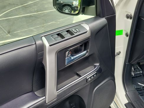 Certified 2023 Toyota 4Runner Limited AWD/4WD image 18