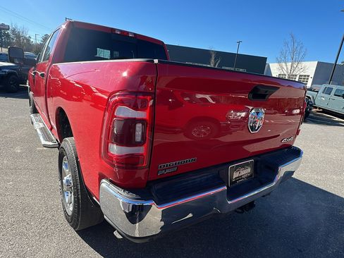 Used 2024 RAM 2500 Big Horn w/ Safety Group image 10