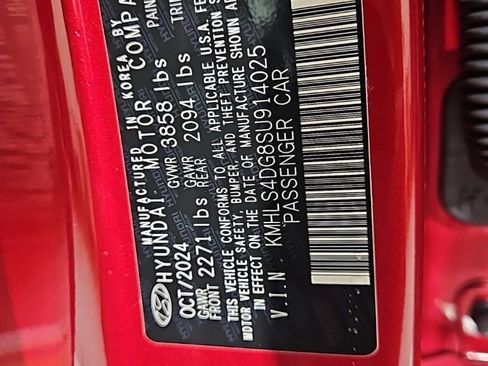 Used 2025 Hyundai Elantra SEL image 31