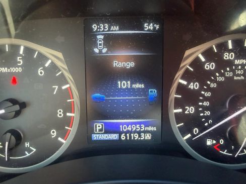 Used 2017 INFINITI Q60 Red Sport 400 AWD/4WD image 11