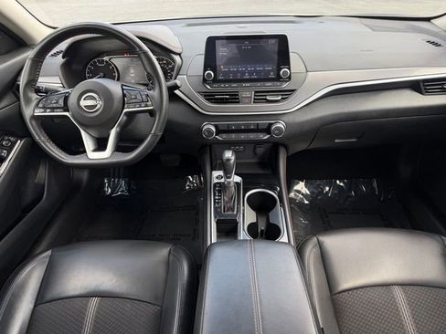 Used 2024 Nissan Altima 2.5 SR image 38