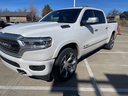 Used 2019 RAM 1500 Limited image 2