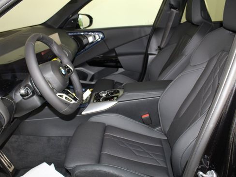 New 2026 BMW X3 xDrive30 w/ Premium Package image 5