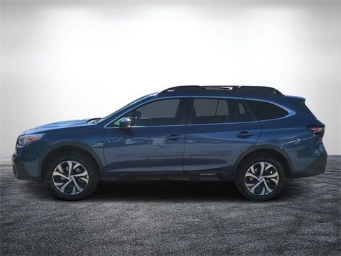 Used 2022 Subaru Outback Limited image 7