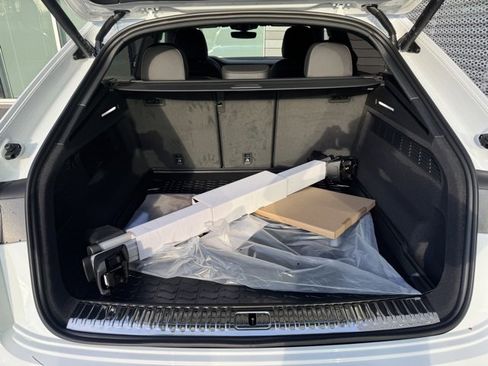 New 2026 Audi Q8 Premium Plus image 17