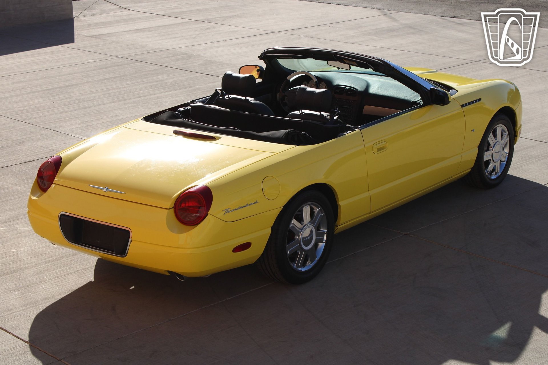 Used 2004 Ford Thunderbird RWD image 13