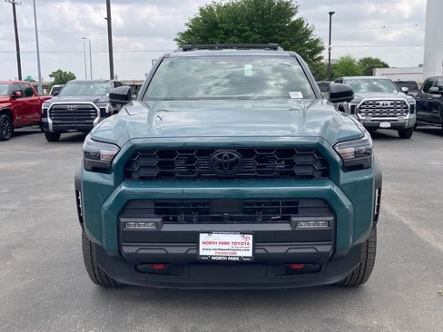 New 2026 Toyota 4Runner TRD Off-Road Premium AWD/4WD image 2