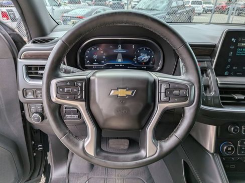 Used 2024 Chevrolet Tahoe LT w/ LT Signature Package AWD/4WD image 13