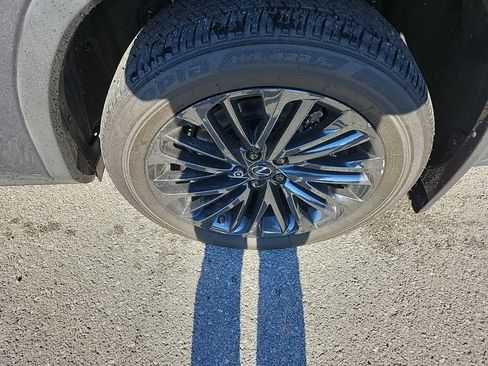 Used 2022 Lexus RX 350L Premium image 12