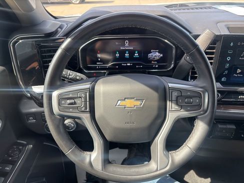 Used 2025 Chevrolet Silverado 1500 LT AWD/4WD image 15