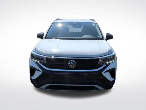 Used 2024 Volkswagen Taos S AWD/4WD image 11