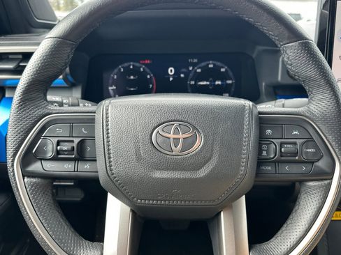 Used 2025 Toyota Tacoma TRD Off-Road w/ TRD Off Road Upgrade Package image 22