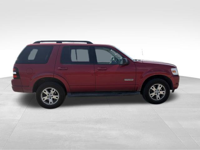 Used 2007 Ford Explorer XLT AWD/4WD image 2