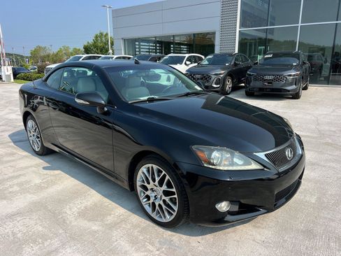 Used 2011 Lexus IS 250C w/ Luxury Pkg RWD image 3