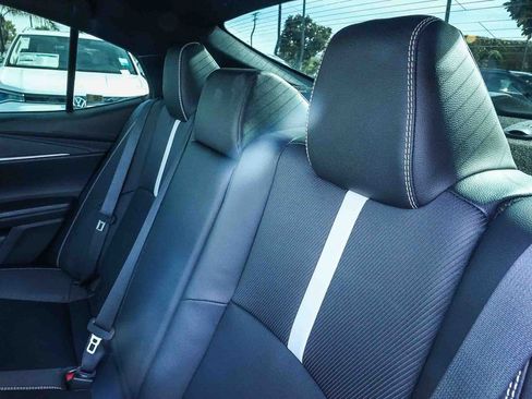 Used 2025 Toyota Camry SE image 28