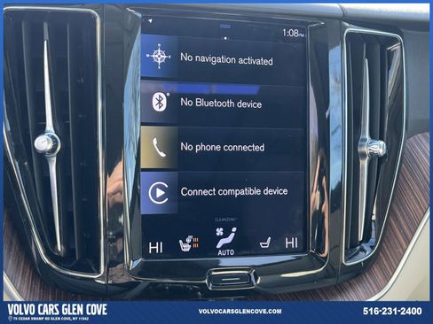 Used 2021 Volvo XC60 T5 Momentum w/ Climate Package image 28