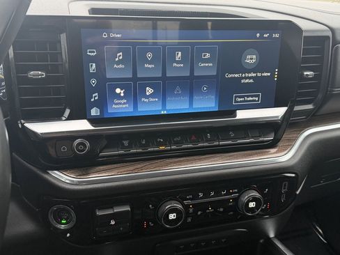 Used 2024 Chevrolet Silverado 3500 LT w/ Safety Package image 41