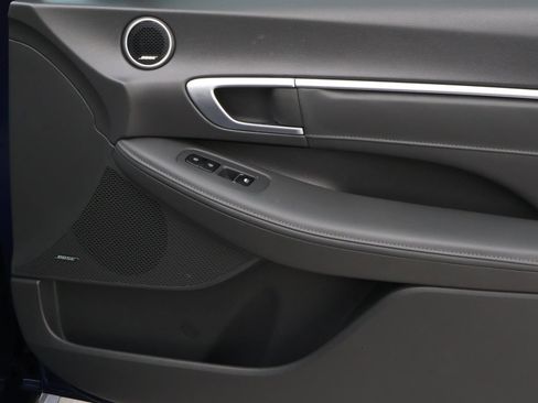 Used 2022 Hyundai Sonata Limited image 17