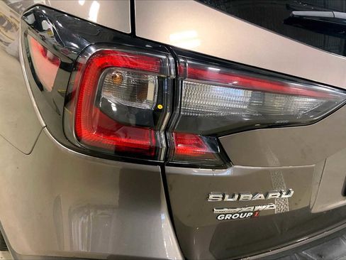 Certified 2021 Subaru Outback Limited image 27