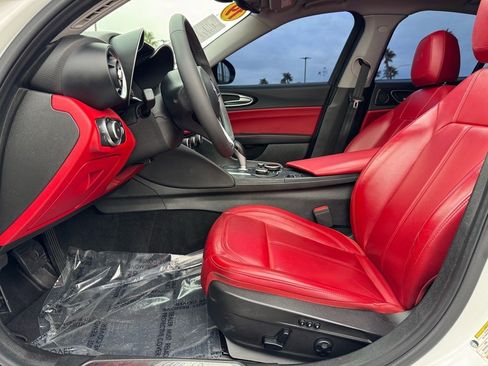 Used 2019 Alfa Romeo Giulia nero edizione w/ Nero Edizione image 13