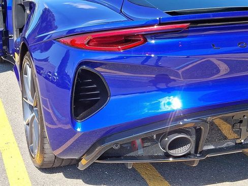 Used 2024 Lotus Emira First Edition image 36